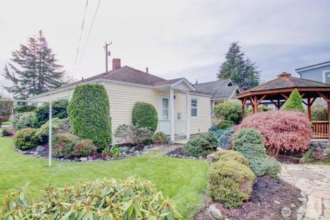 1102 17th Street Anacortes WA 98221