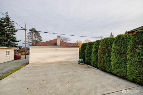 1102 17th Street Anacortes WA 98221