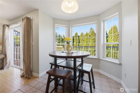 1705 26th Street Place SW Puyallup WA 98371