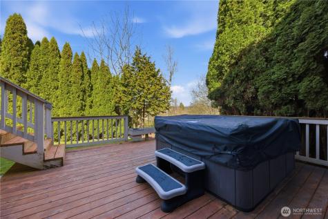 1705 26th Street Place SW Puyallup WA 98371