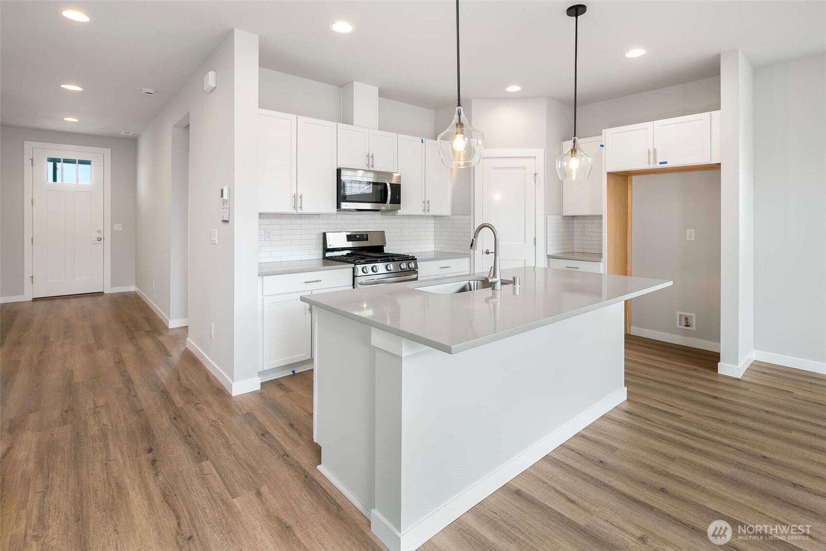 586 SW 97th Street Seattle WA 98106