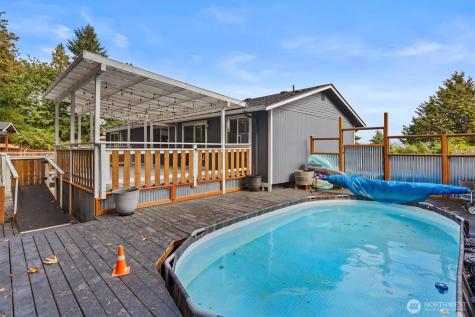 1447 20th Avenue SW Puyallup WA 98371