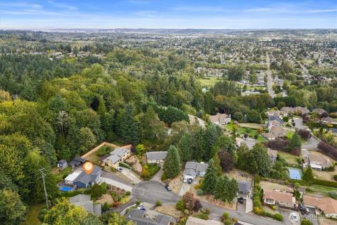 1447 20th Avenue SW Puyallup WA 98371