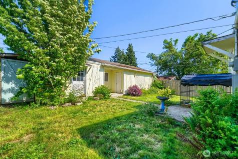 7431 S Park Avenue Tacoma WA 98408