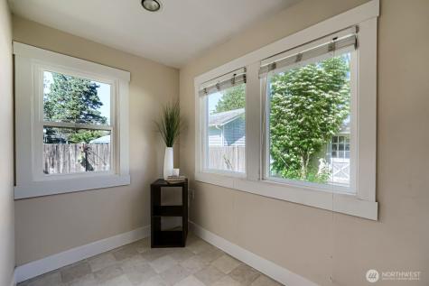 7431 S Park Avenue Tacoma WA 98408