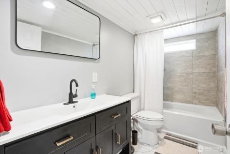 671 Hull Road Selah WA 98942