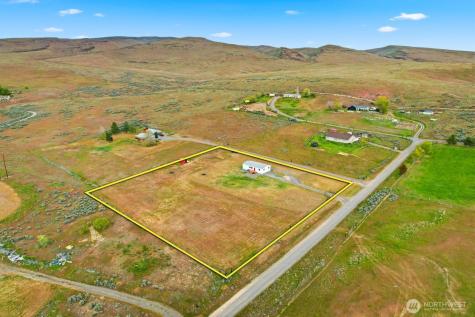 671 Hull Road Selah WA 98942