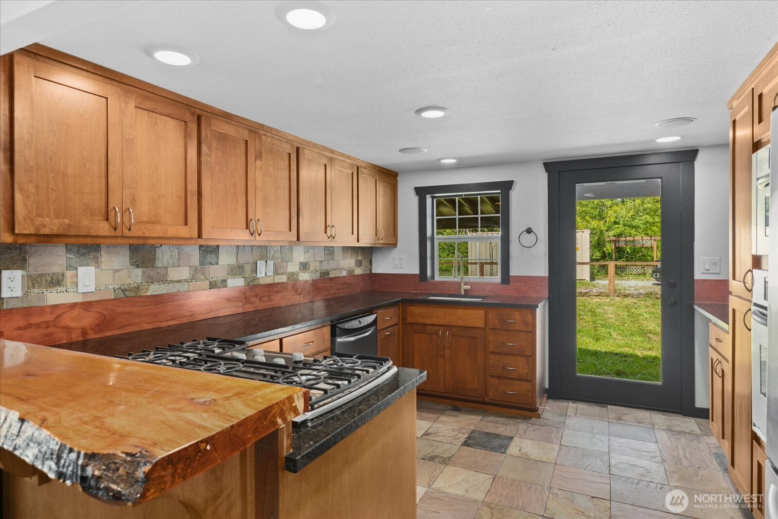 30722 223rd Avenue NE Arlington WA 98223