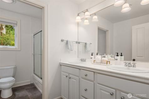13609 NE 28th Street Bellevue WA 98005