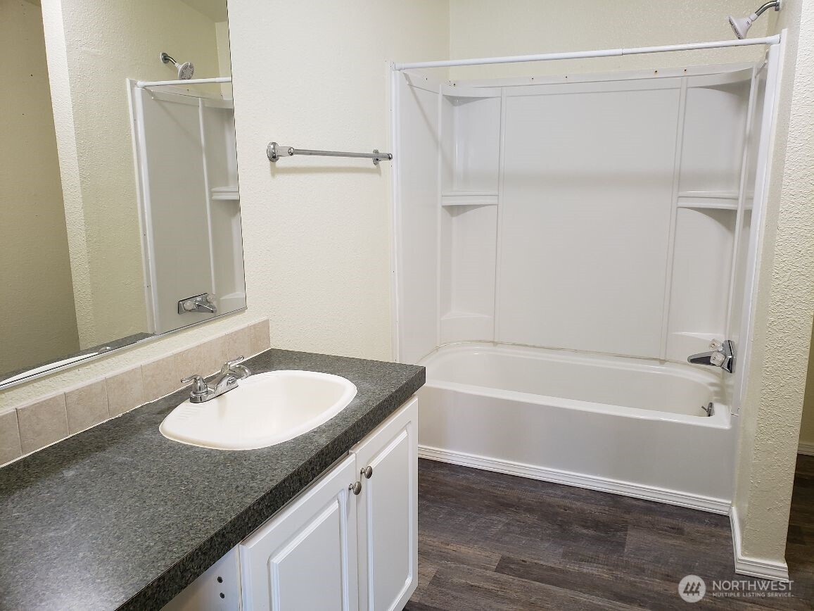 10512 137th Street E Puyallup WA 98374