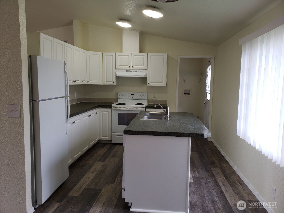 10512 137th Street E Puyallup WA 98374