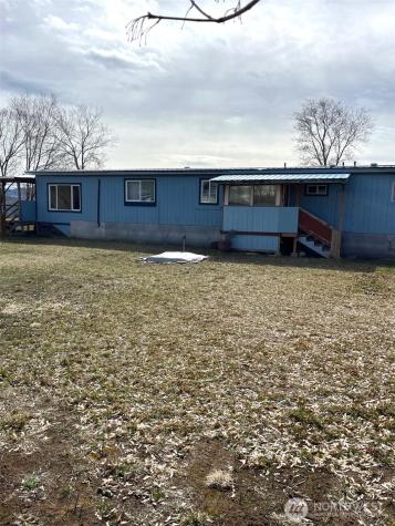 50 Cherokee Road Omak WA 98841