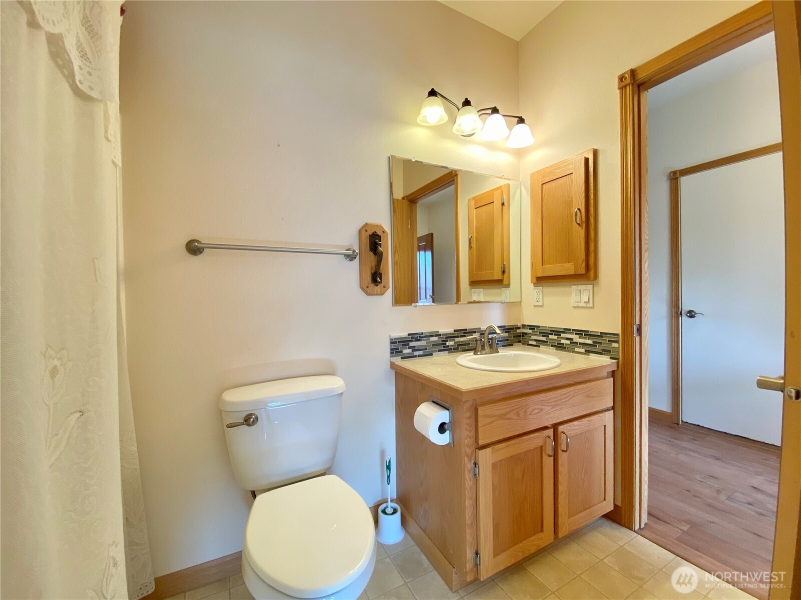 8021 Vialago Parkway Zillah WA 98953
