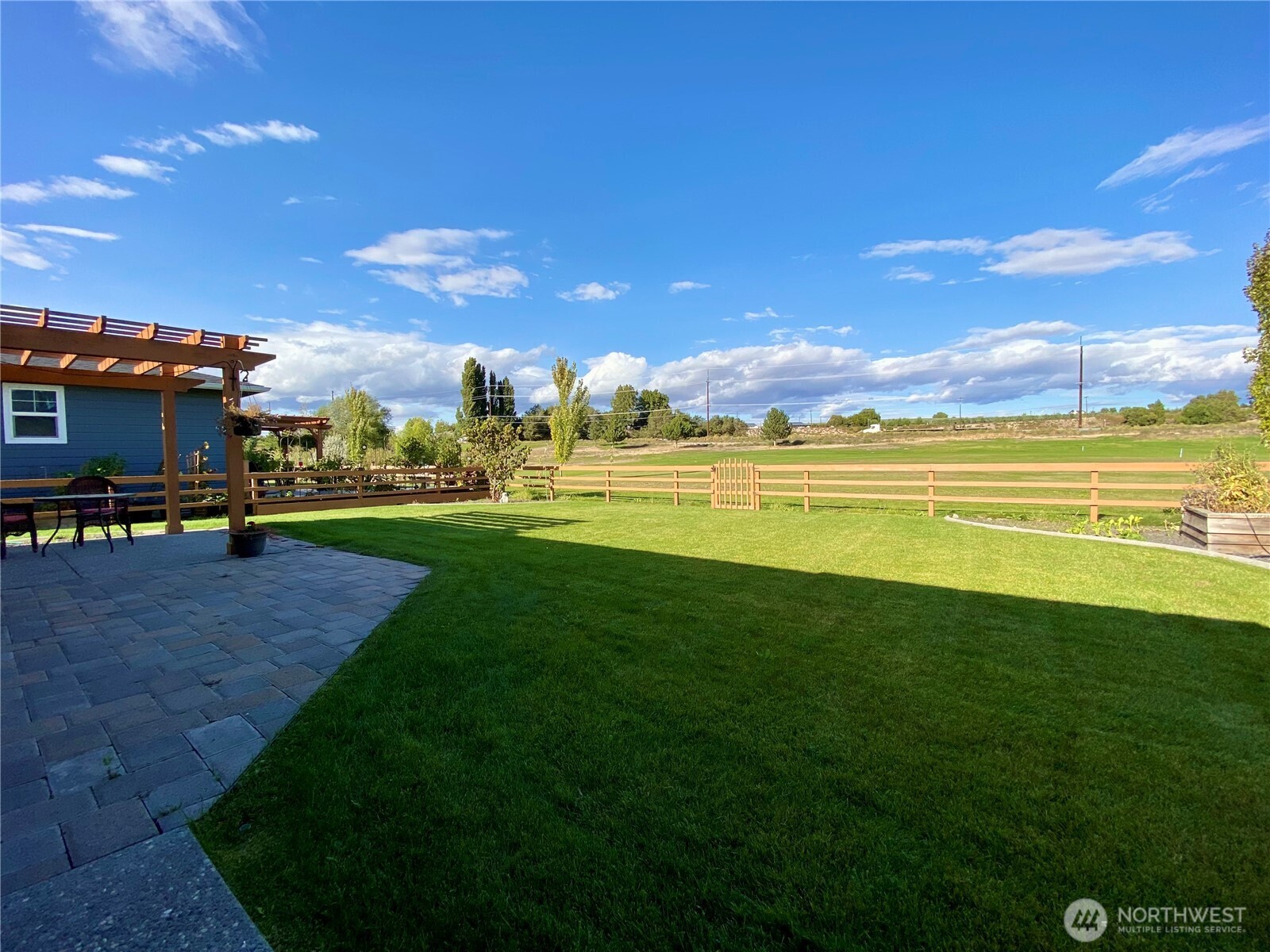 8021 Vialago Parkway Zillah WA 98953