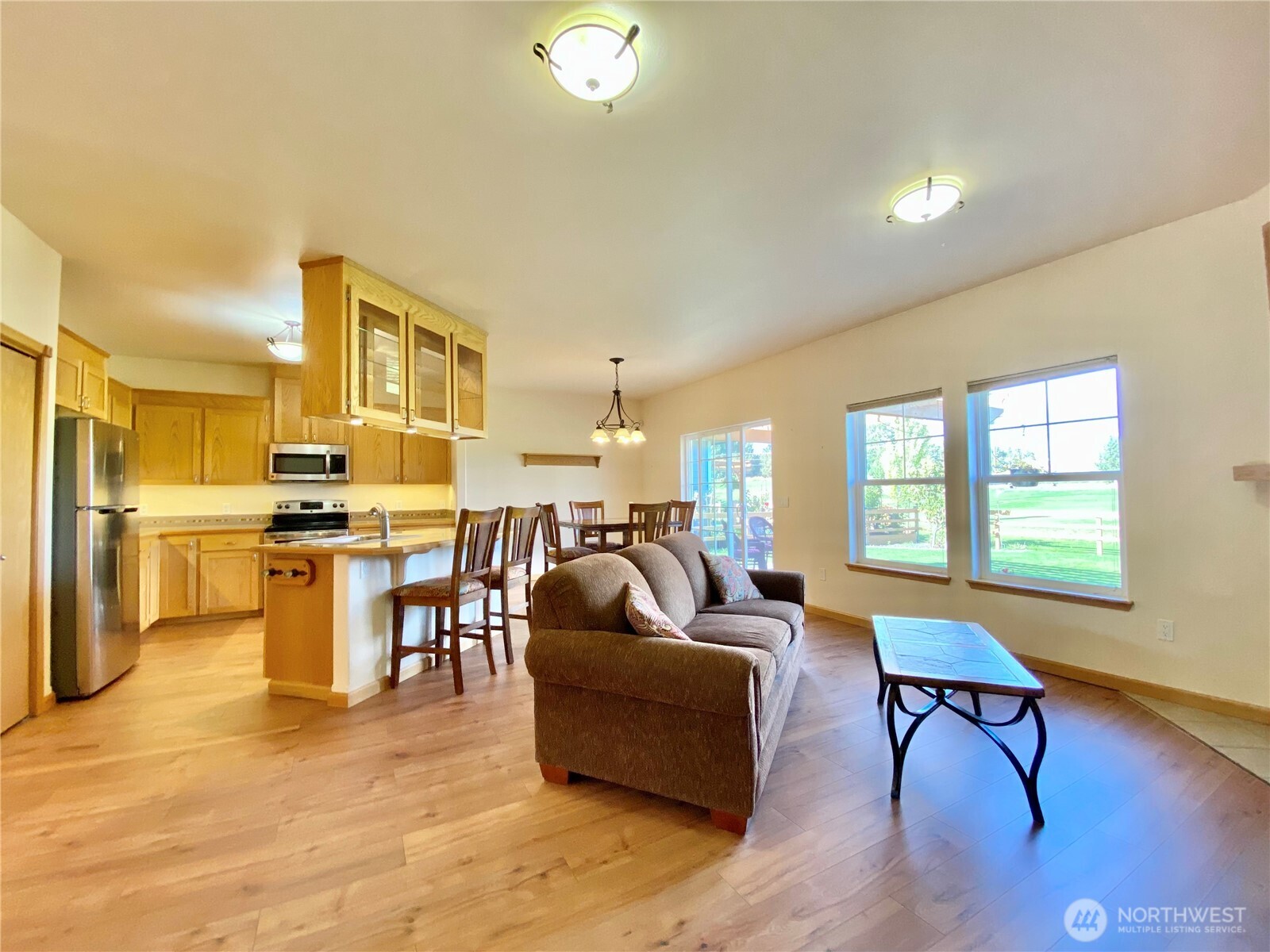 8021 Vialago Parkway Zillah WA 98953