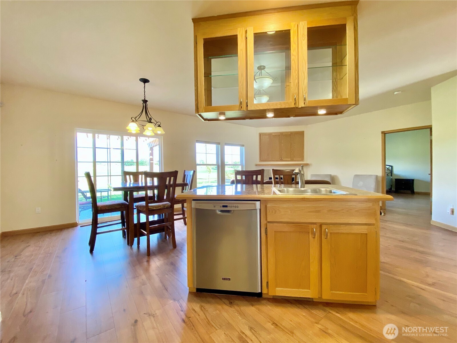 8021 Vialago Parkway Zillah WA 98953