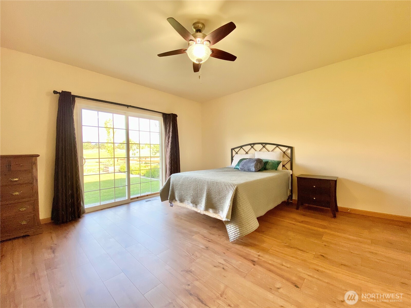 8021 Vialago Parkway Zillah WA 98953