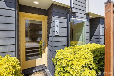 1810 NW 85th Street Seattle WA 98117