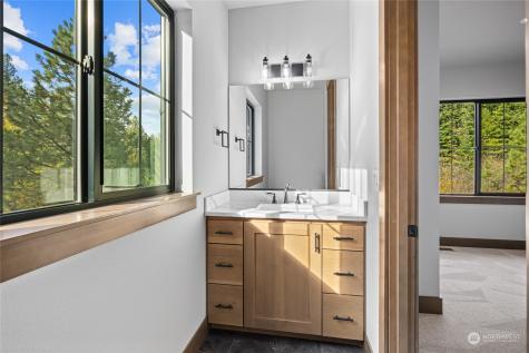 2040 Coal Mine Way Cle Elum WA 98922