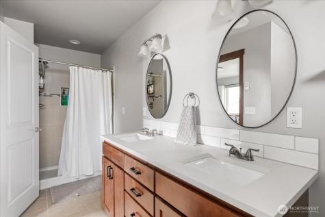 1070 Halsey Drive Coupeville WA 98239
