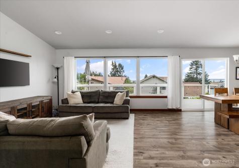 1070 Halsey Drive Coupeville WA 98239