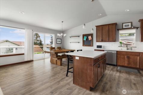 1070 Halsey Drive Coupeville WA 98239