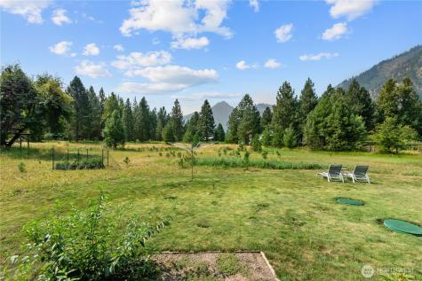 12503 Shore Street Leavenworth WA 98826