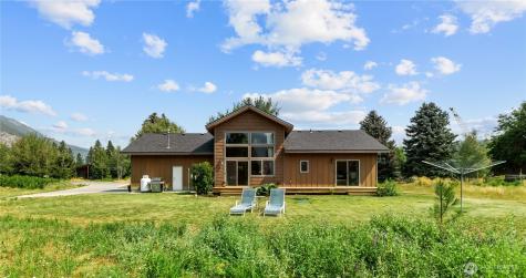 12503 Shore Street Leavenworth WA 98826
