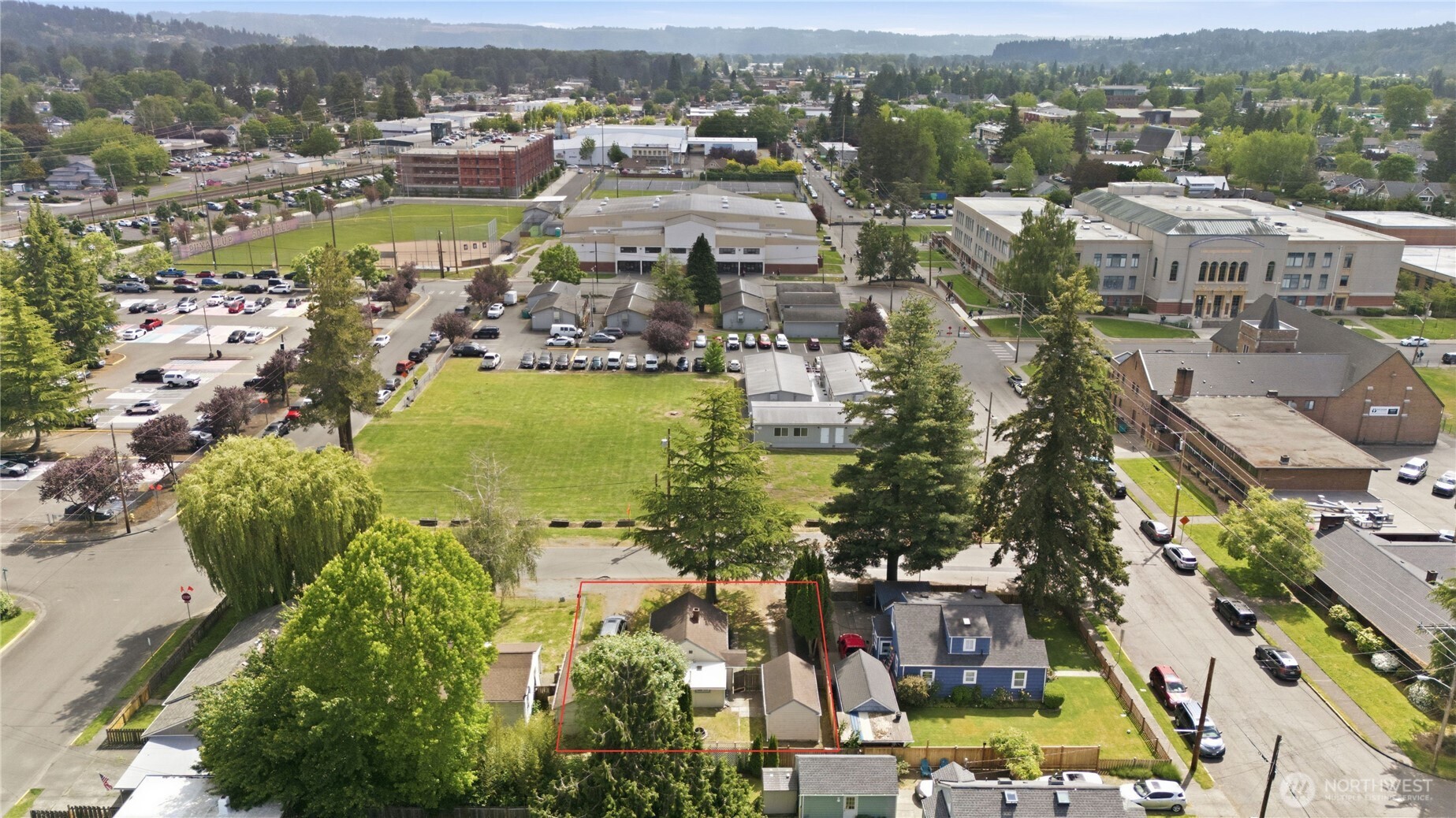 108 8th Street NW Puyallup WA 98371