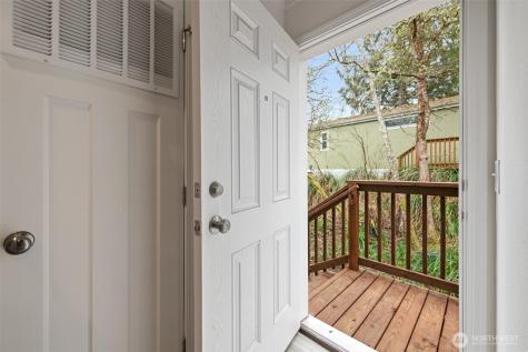 799 Edgewood Avenue NE Ocean Shores WA 98569