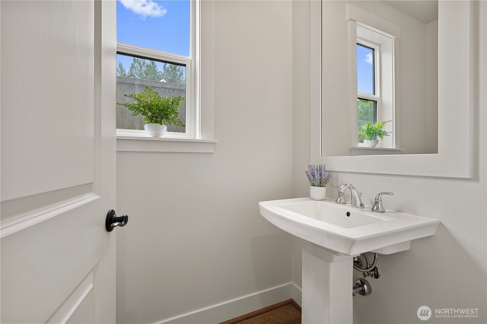 1431 243rd Place NE Sammamish WA 98074