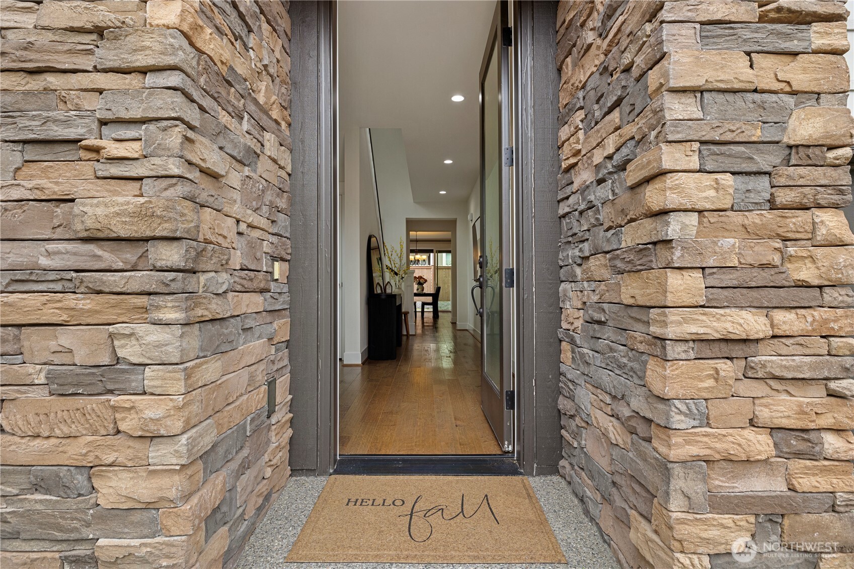 1431 243rd Place NE Sammamish WA 98074