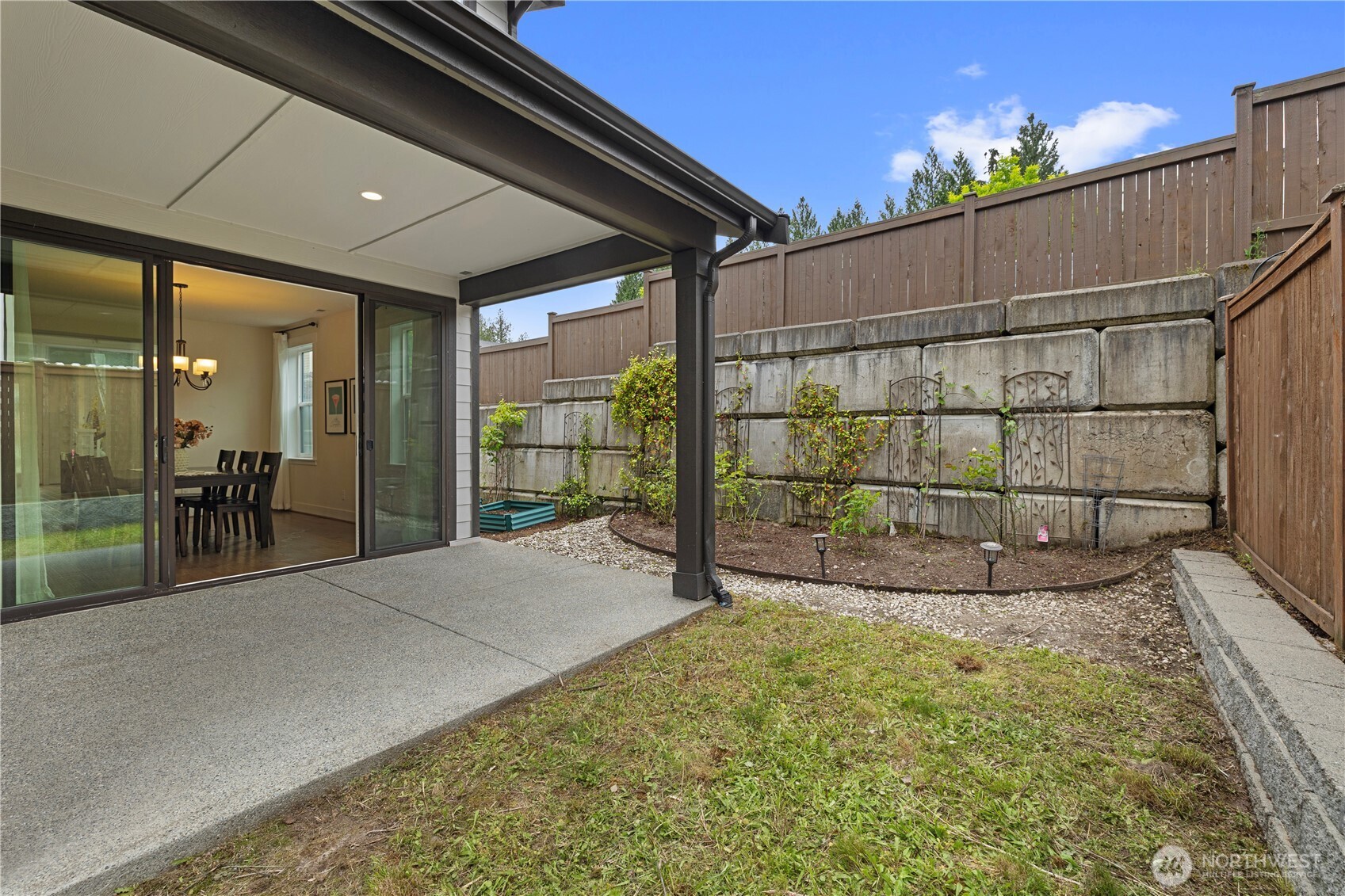 1431 243rd Place NE Sammamish WA 98074