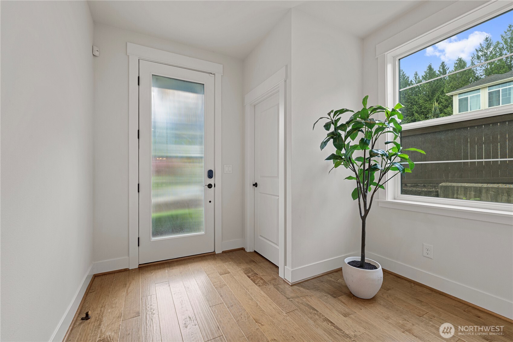 1431 243rd Place NE Sammamish WA 98074