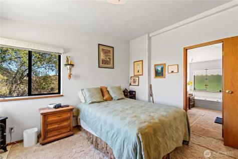 106 Silvest Road Orondo WA 98843
