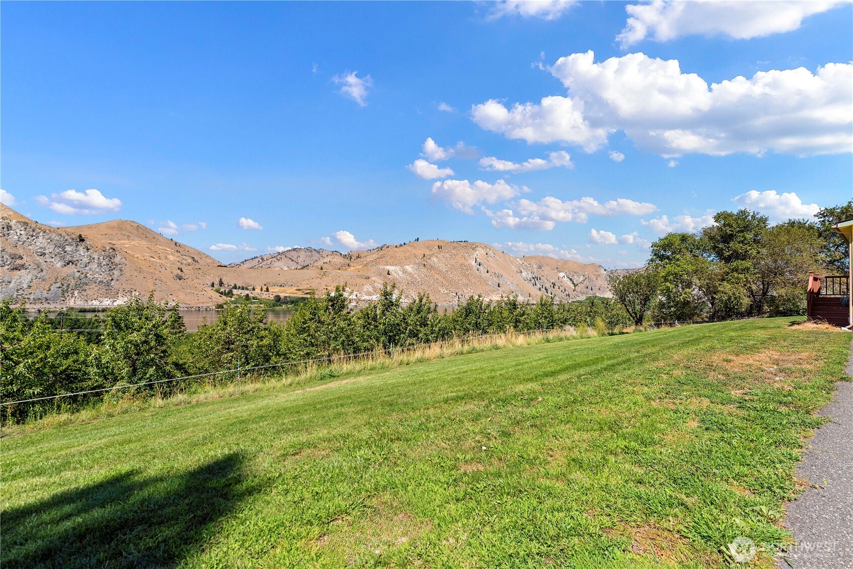 106 Silvest Road Orondo WA 98843