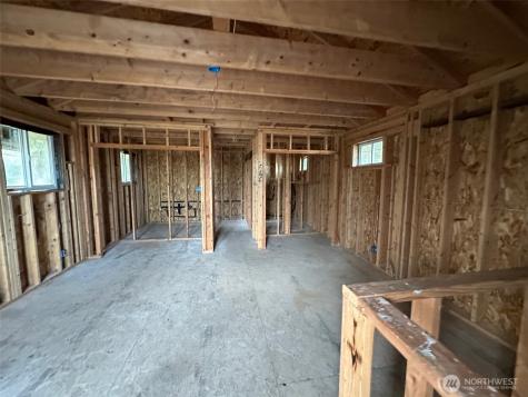 709 15th Avenue SE Puyallup WA 98372