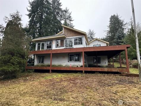 709 15th Avenue SE Puyallup WA 98372