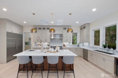 1322 165th Avenue NE Bellevue WA 98008