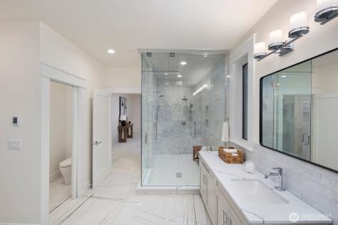 1322 165th Avenue NE Bellevue WA 98008