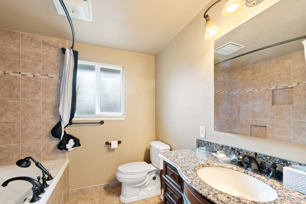 2410 304th Street E Roy WA 98580