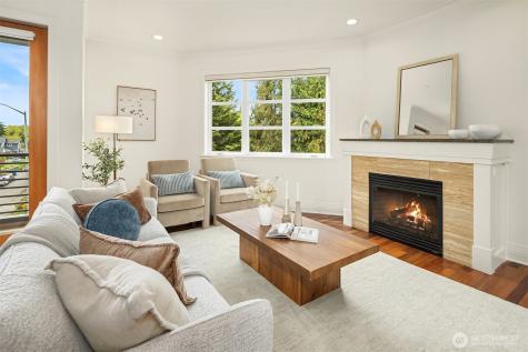 3215 W Lynn Street Seattle WA 98199