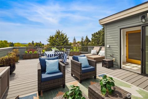 3215 W Lynn Street Seattle WA 98199
