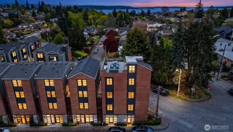 3215 W Lynn Street Seattle WA 98199