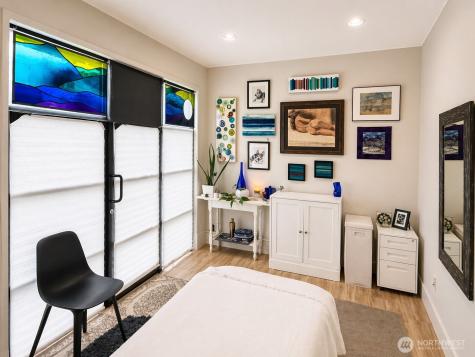 3215 W Lynn Street Seattle WA 98199