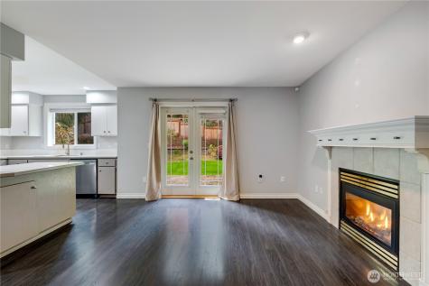 15606 Cascadian Way Bothell WA 98012