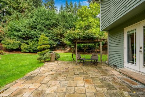 15606 Cascadian Way Bothell WA 98012