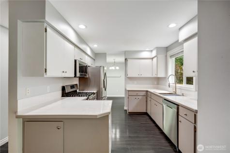 15606 Cascadian Way Bothell WA 98012