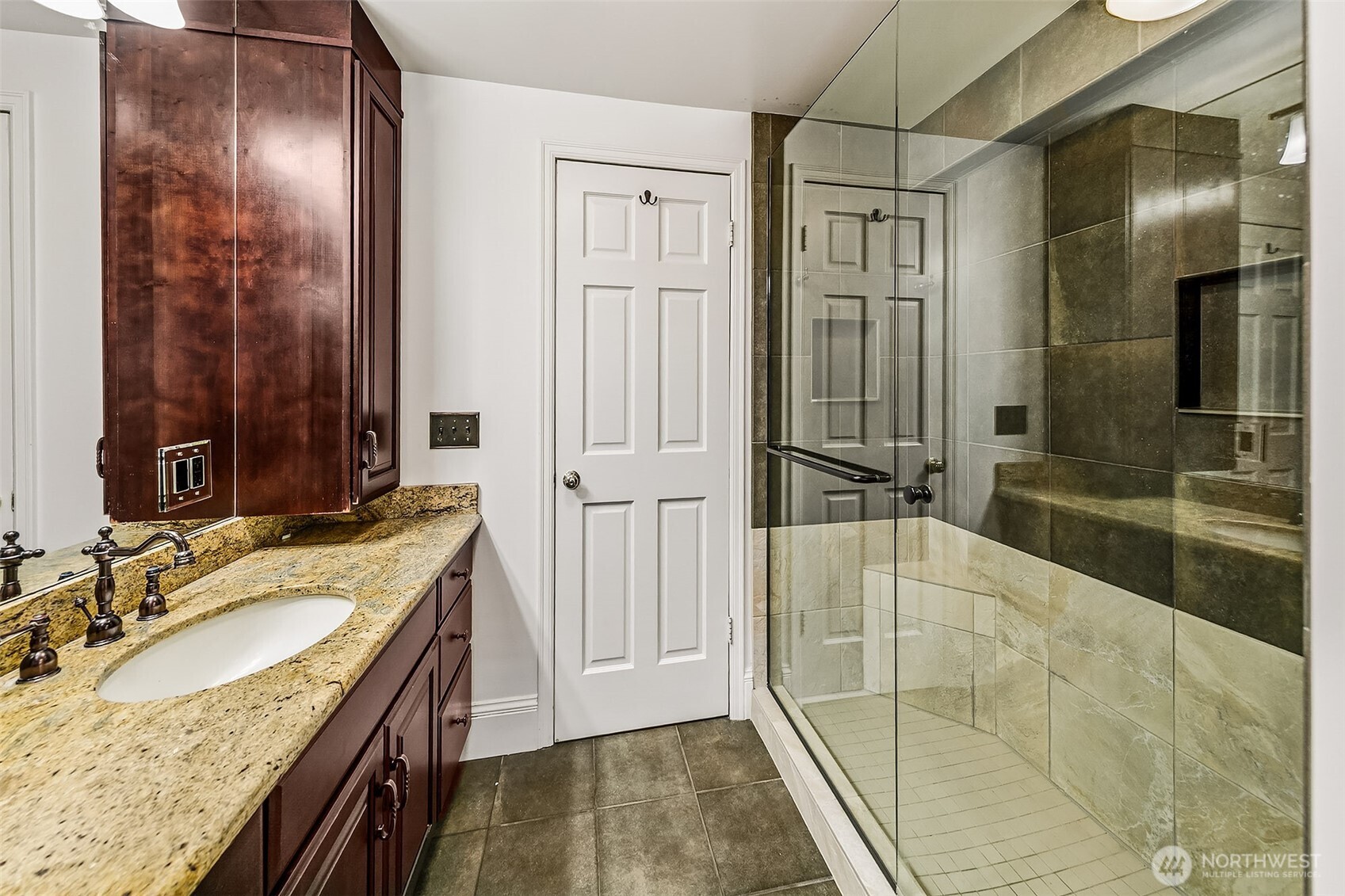 1225 9th Avenue W Seattle WA 98119
