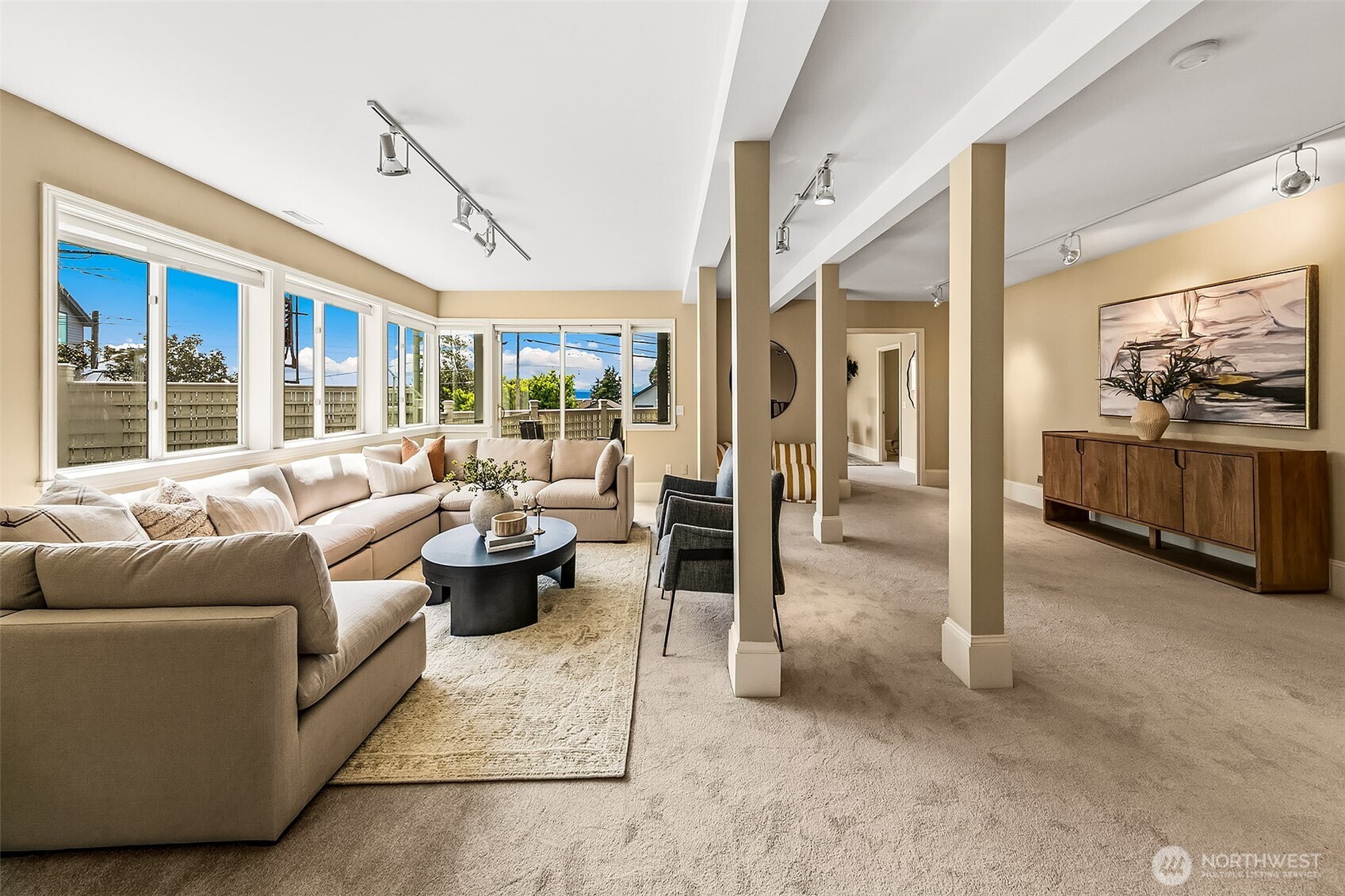 1225 9th Avenue W Seattle WA 98119